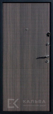 Фото №2 «Стальная дверь МДФ дуб рустик и венге полосы №6»