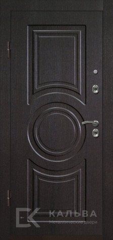 Фото №2 «Железная дверь венге с кругом внутри орех квадратная сетка №381»