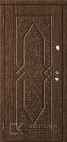 Фото №2 «Железная дверь тёмный орех с резным декором для частного дома №394»