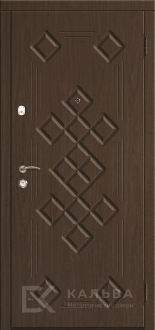 Фото «Входная дверь тёмный орех с ромбами снаружи классические филёнки внутри №217»