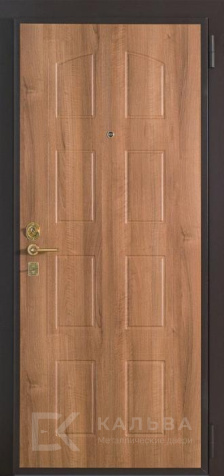 Фото «Металлическая дверь белая внутри и дуб снаружи классика №391»